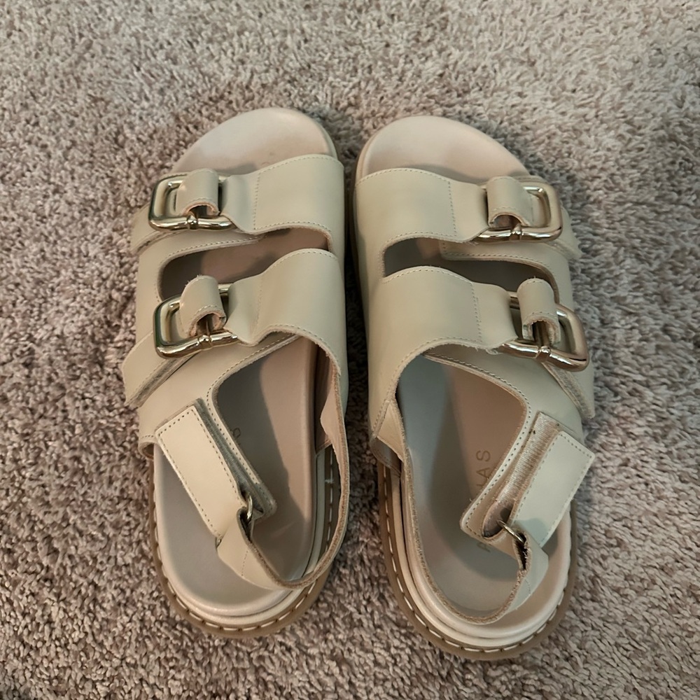 ALOHAS Harper Cream Sandals 39 / 8.5 W